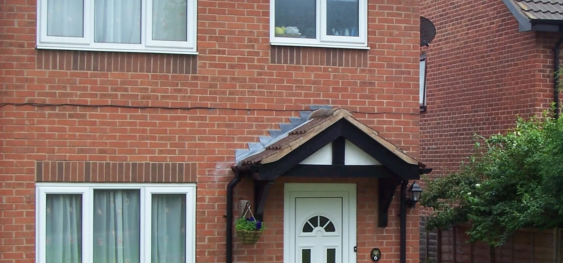 Lean-To Neasden